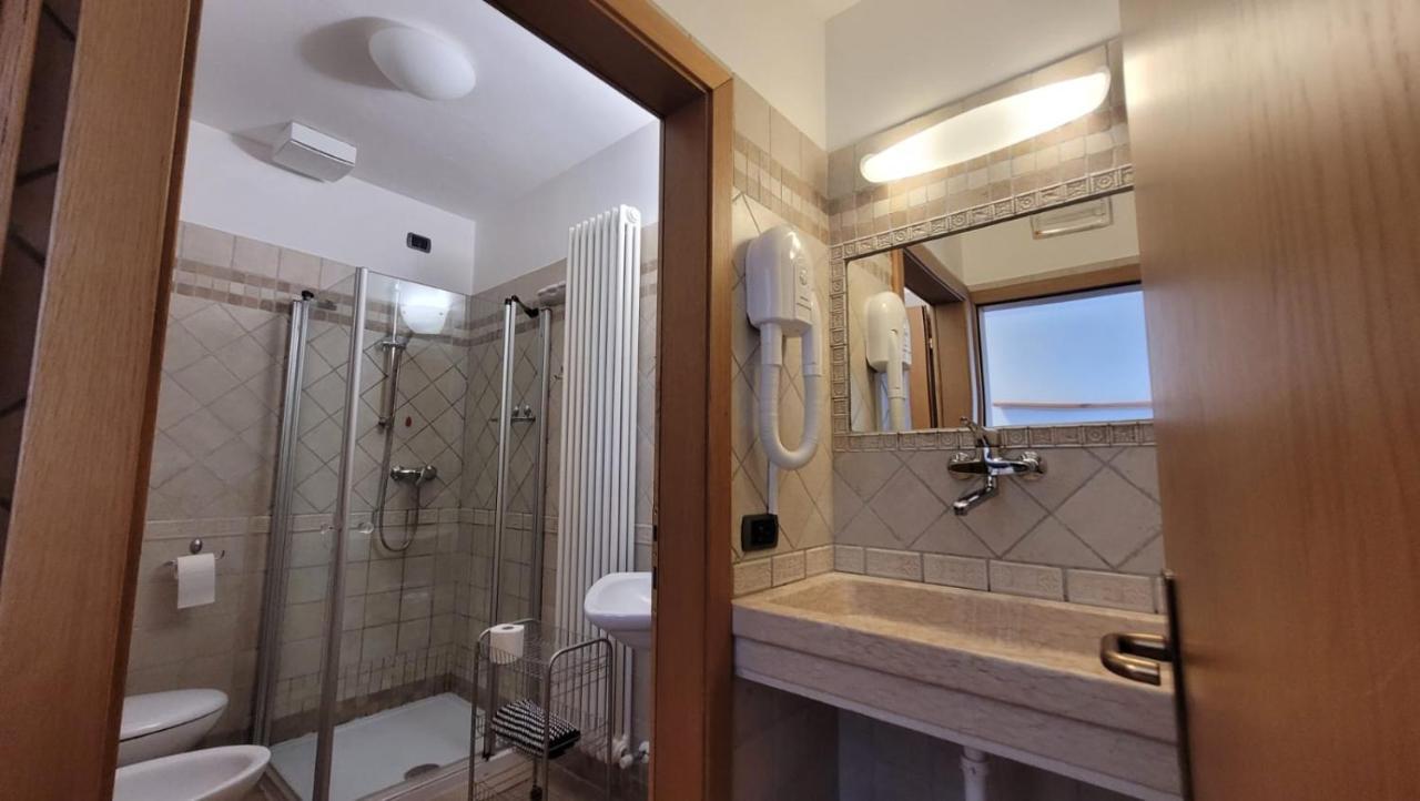 Rainbow Aparthotel Rovereto  Luaran gambar